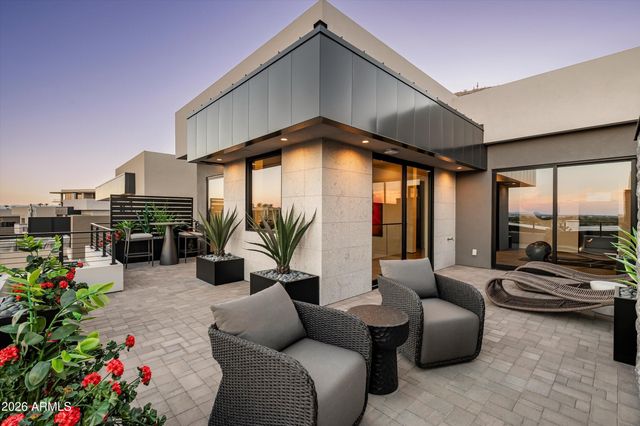 5020 N ASCENT Drive, Scottsdale, AZ 85251
