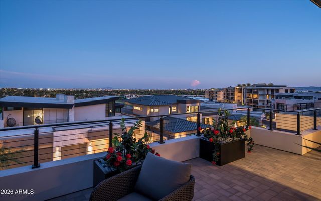 5020 N ASCENT Drive, Scottsdale, AZ 85251