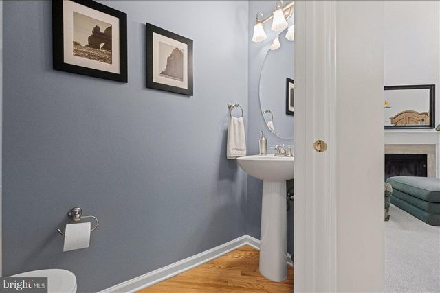 36 BLACKSTONE DR, Princeton, NJ 08540