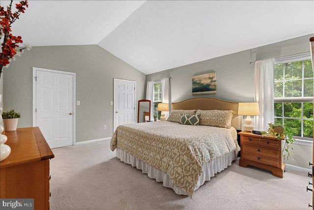 36 BLACKSTONE DR, Princeton, NJ 08540