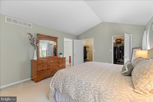 36 BLACKSTONE DR, Princeton, NJ 08540