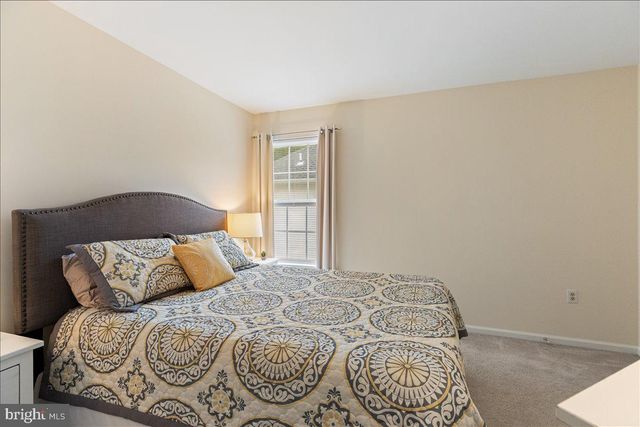 36 BLACKSTONE DR, Princeton, NJ 08540