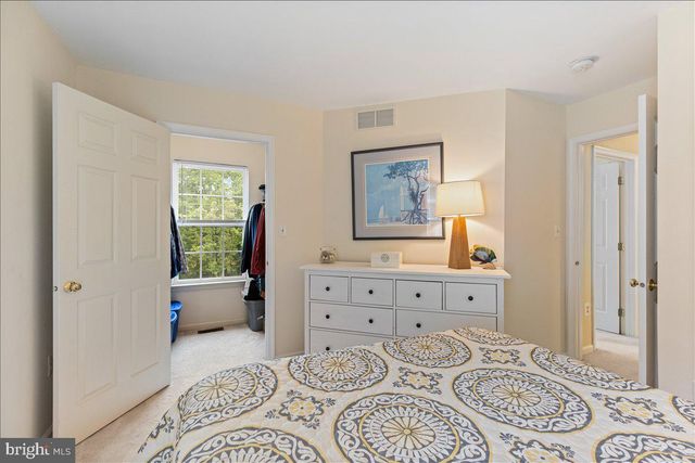 36 BLACKSTONE DR, Princeton, NJ 08540