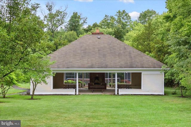 36 BLACKSTONE DR, Princeton, NJ 08540