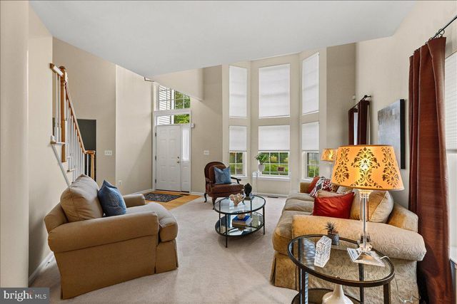 36 BLACKSTONE DR, Princeton, NJ 08540