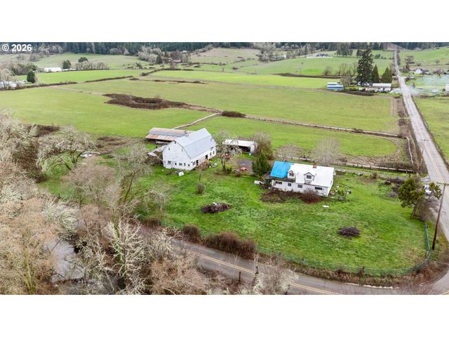383 BRUMBACH Rd, Roseburg, OR 97470
