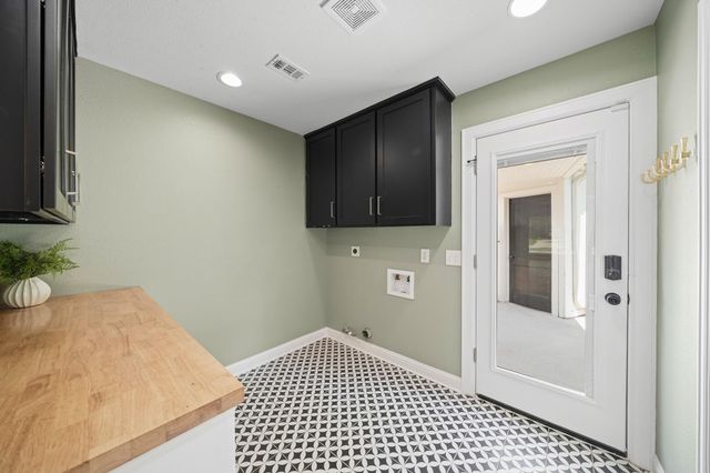 10614 Riverview Drive, Houston, TX 77042