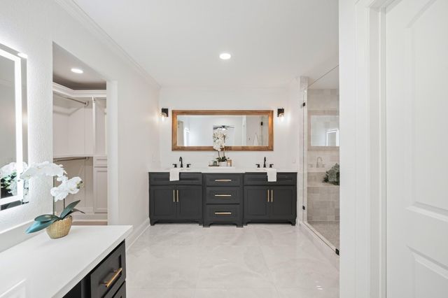 10614 Riverview Drive, Houston, TX 77042