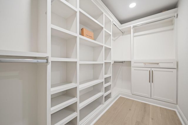 10614 Riverview Drive, Houston, TX 77042