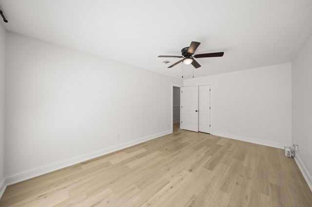 10614 Riverview Drive, Houston, TX 77042