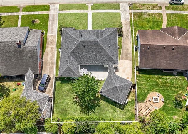 10614 Riverview Drive, Houston, TX 77042