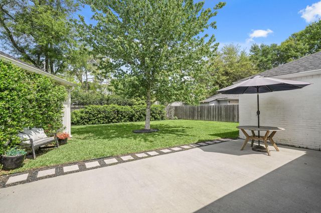 10614 Riverview Drive, Houston, TX 77042