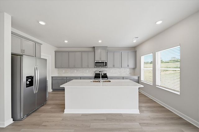 103 Gibbon Way, Gray Court, SC 29645