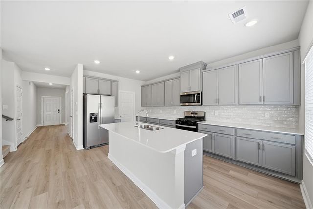 103 Gibbon Way, Gray Court, SC 29645
