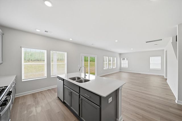 103 Gibbon Way, Gray Court, SC 29645