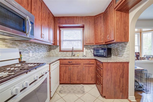 1410 Huntington Way, Norman, OK 73069