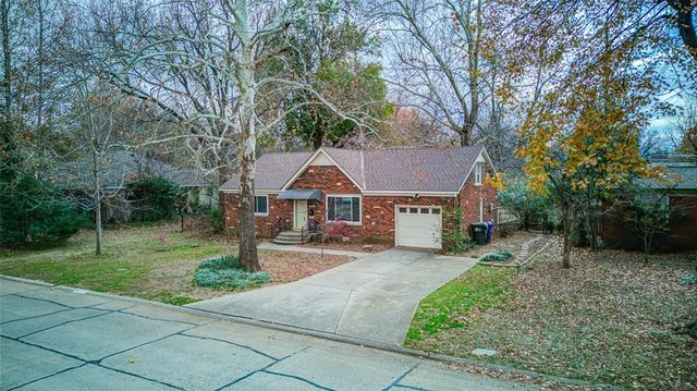 1410 Huntington Way, Norman, OK 73069