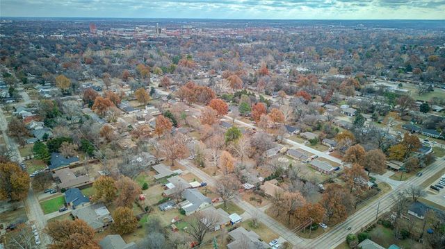 1410 Huntington Way, Norman, OK 73069