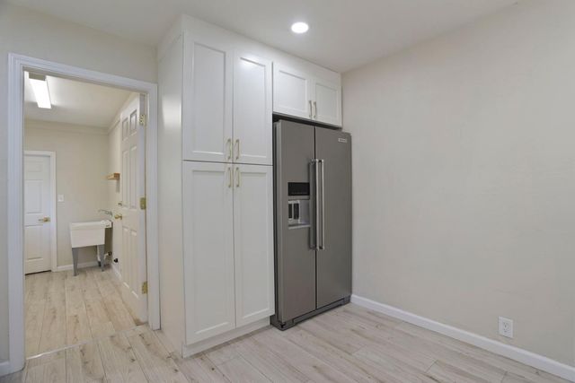 1113 Sutter St, Manteca, CA 95336