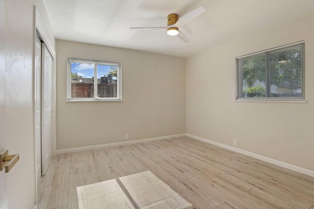 1113 Sutter St, Manteca, CA 95336