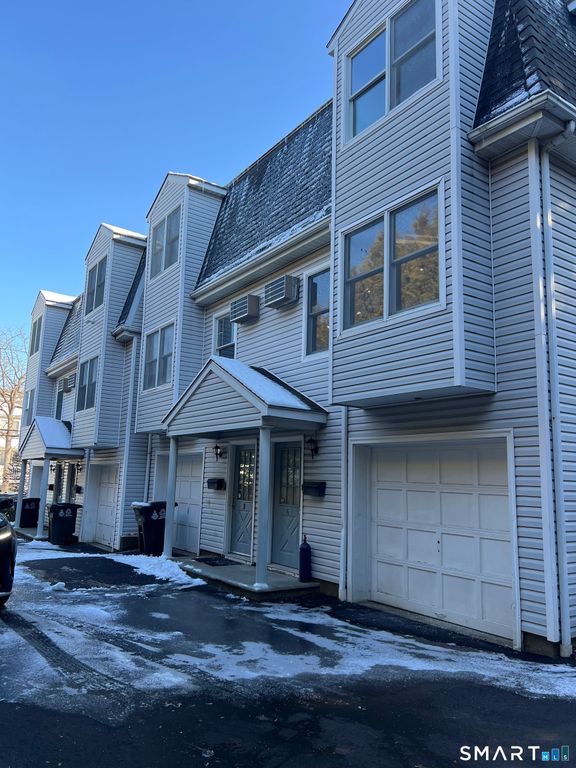 57 Dean Street 4, Stamford, CT 06902