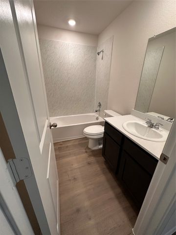 5131 Eden Point Drive, Denton, TX 76207