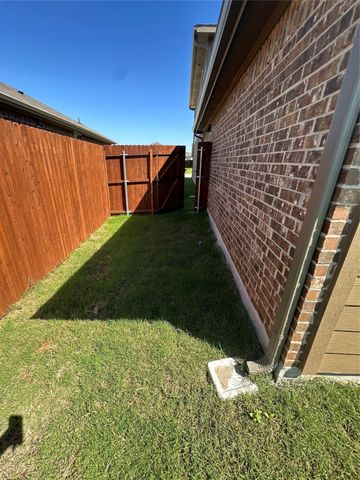 5131 Eden Point Drive, Denton, TX 76207