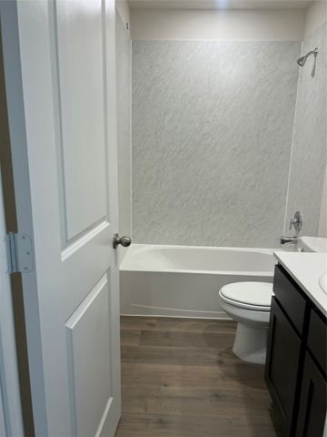 5131 Eden Point Drive, Denton, TX 76207