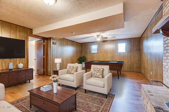 485 Old Hickory Circle, Mount Carmel, TN 37645