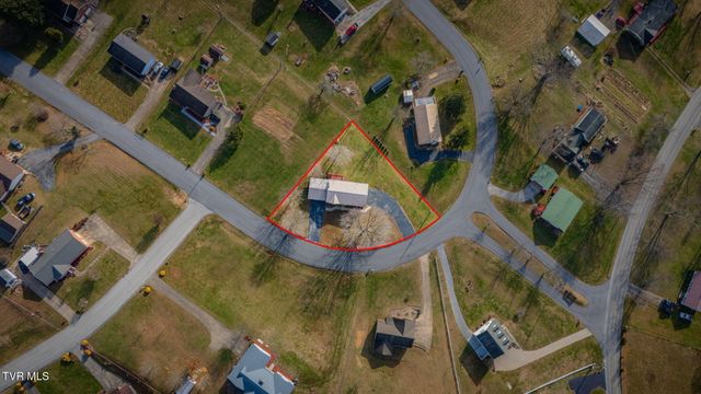 485 Old Hickory Circle, Mount Carmel, TN 37645