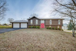 485 Old Hickory Circle, Mount Carmel, TN 37645