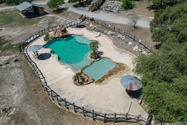 23525 N US Highway 83 Unit 301, Concan, TX 78838