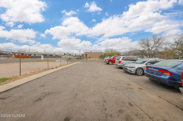 312 E 24th St Apt 4, Tucson, AZ 85713