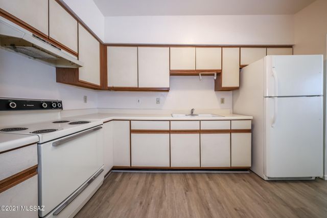 312 E 24th St Apt 4, Tucson, AZ 85713