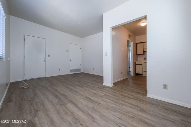 312 E 24th St Apt 4, Tucson, AZ 85713