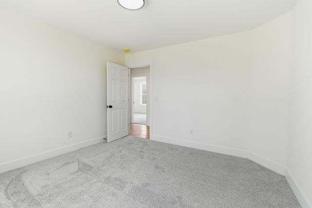 2401 Grover St, Nashville, TN 37207