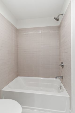 2401 Grover St, Nashville, TN 37207
