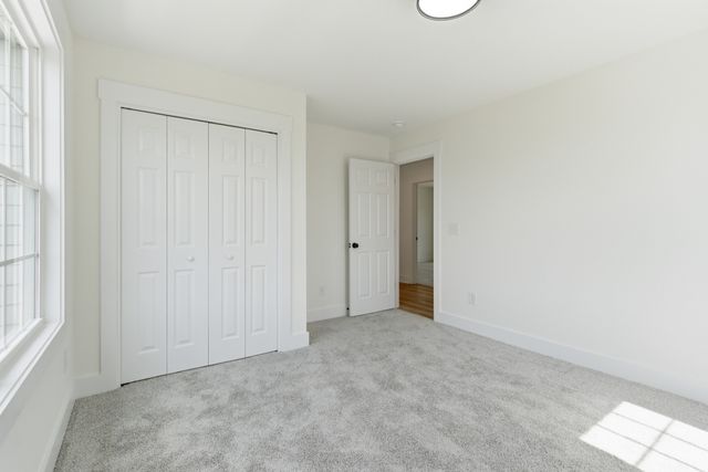 2401 Grover St, Nashville, TN 37207