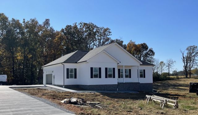 292 Hidden Hills Lane, Summertown, TN 38483