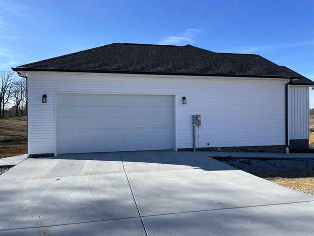 292 Hidden Hills Lane, Summertown, TN 38483