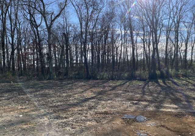 292 Hidden Hills Lane, Summertown, TN 38483