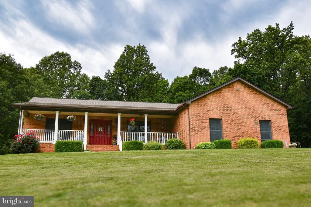 21246 CLARKS MOUNTAIN RD, Rapidan, VA 22733