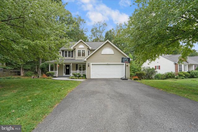 9811 RAMSAY DR, Fredericksburg, VA 22408