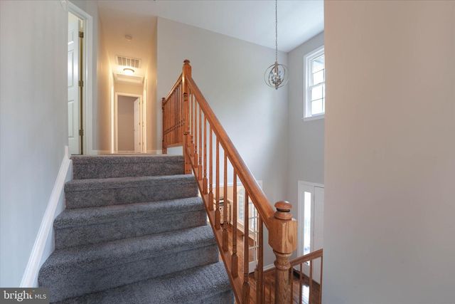 9811 RAMSAY DR, Fredericksburg, VA 22408