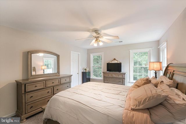 9811 RAMSAY DR, Fredericksburg, VA 22408