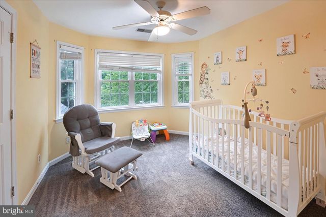 9811 RAMSAY DR, Fredericksburg, VA 22408