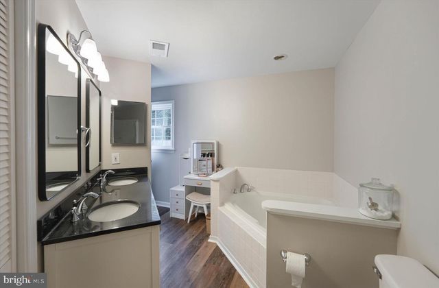 9811 RAMSAY DR, Fredericksburg, VA 22408