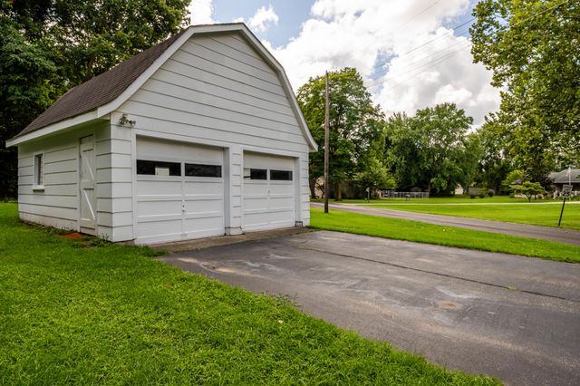 201 S Harrison, Berrien Springs, MI 49103