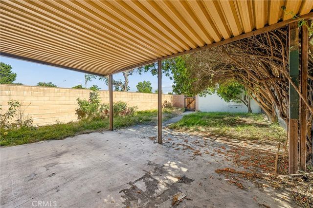 14757 Hartland, Van Nuys, CA 91405
