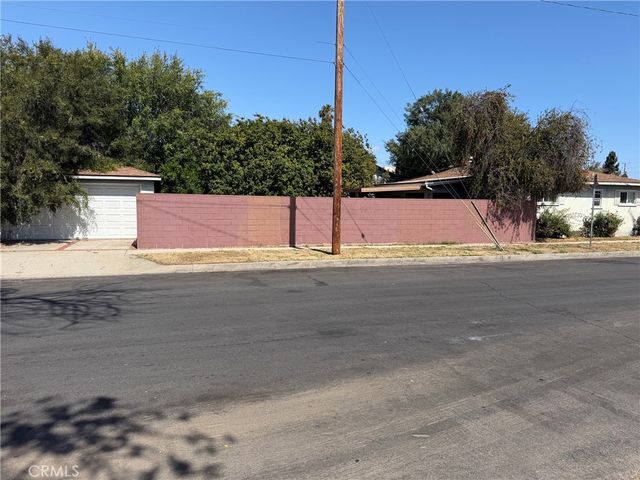 14757 Hartland, Van Nuys, CA 91405